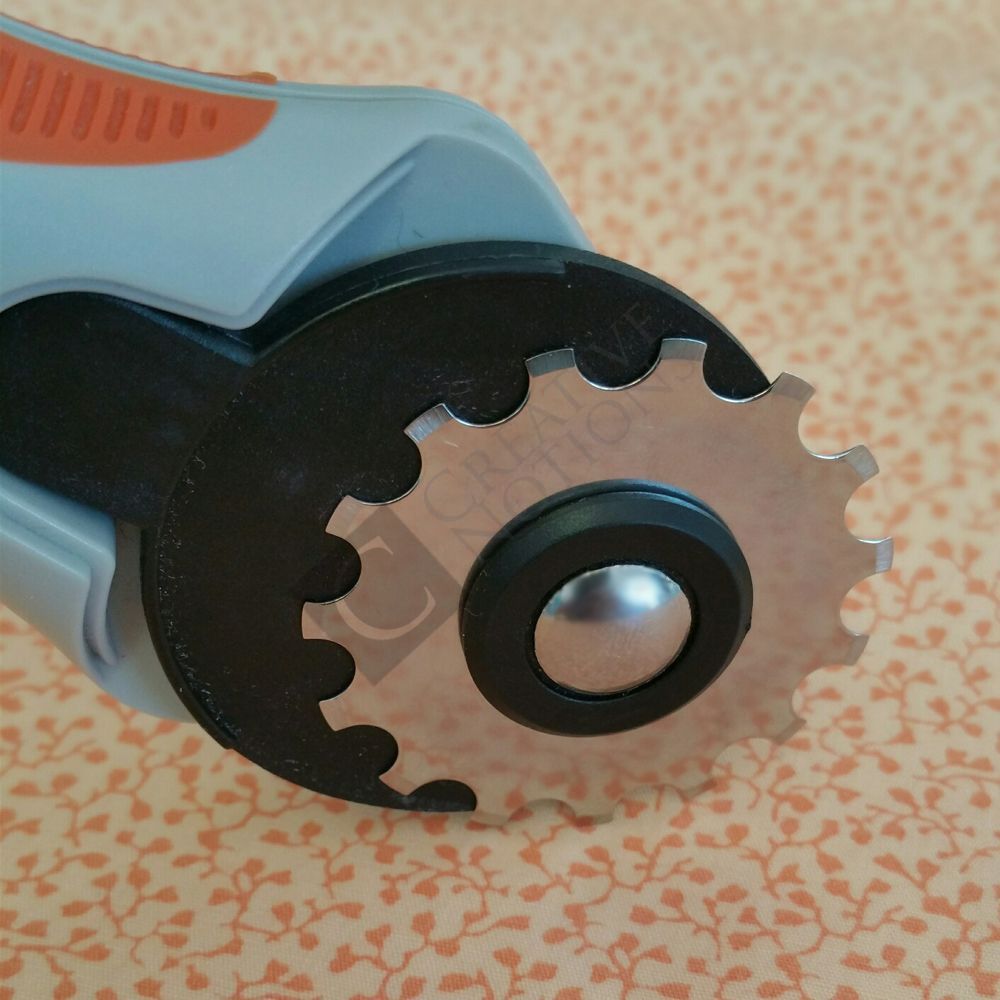 Skip Stitch Blade Perforator Tool For Rotary Cutter